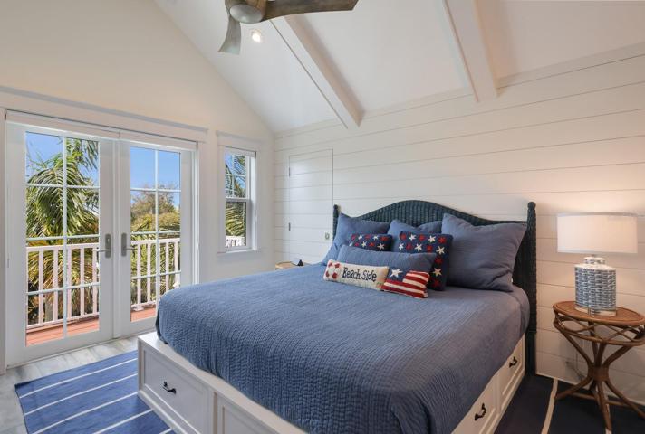 2nd Bedroom with balcony