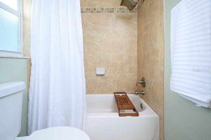 Bathroom 2 with tub/shower combo