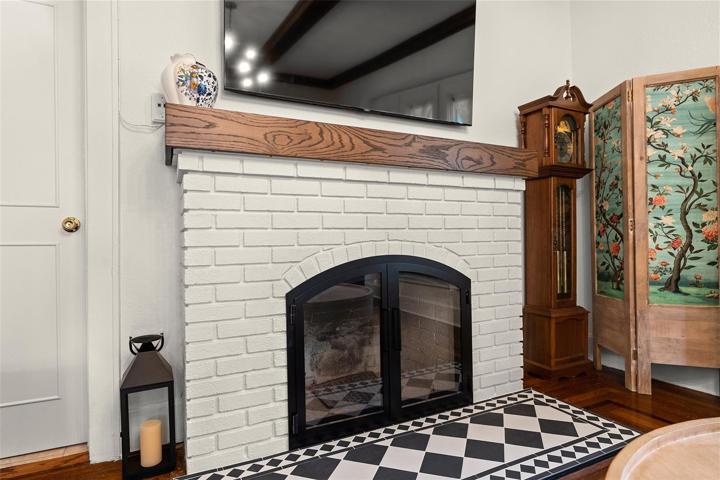 Living Room- Fireplace