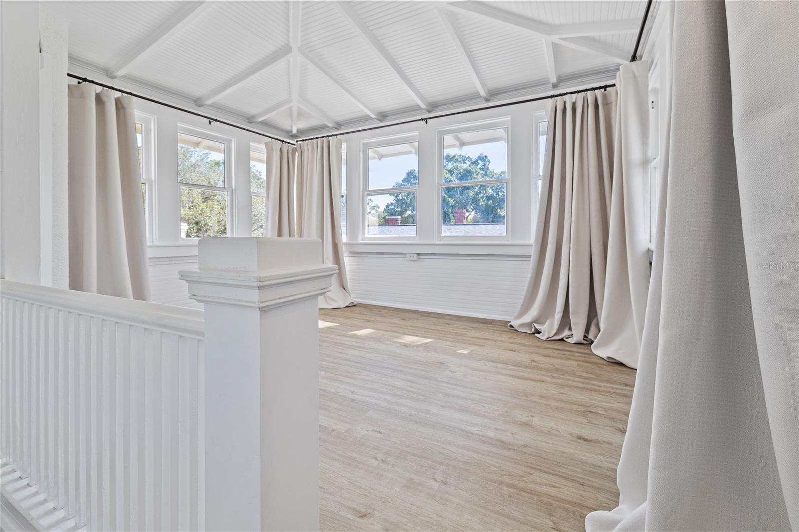 Loft bedroom/office