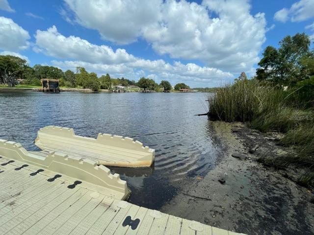 Public boat launch of the beautiful Hillsborough River.