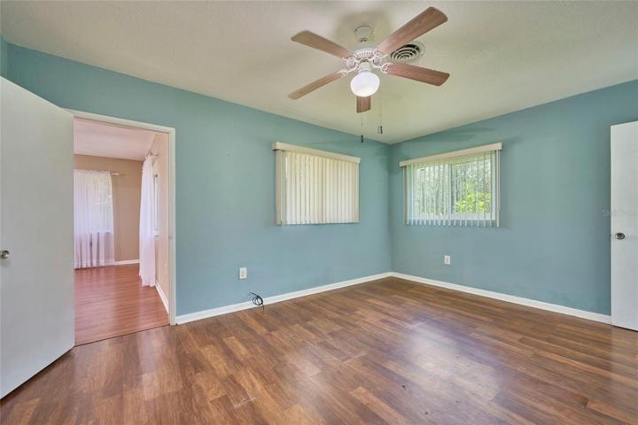 Master bedroom also has access to the bonus room.