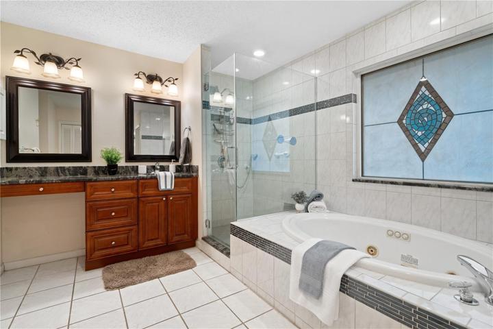 Master Bath Alt View