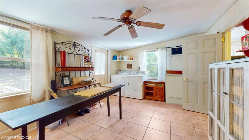 Laundry & Craft Room
