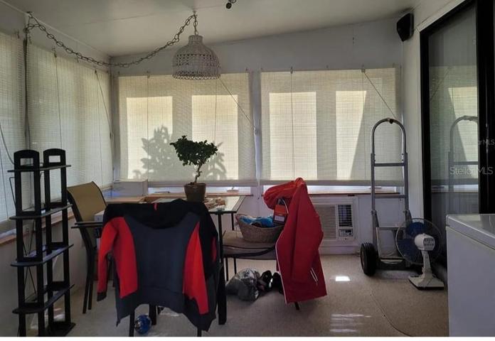 4 seasons room