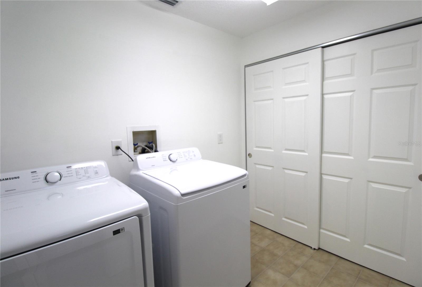WASHER DRYER