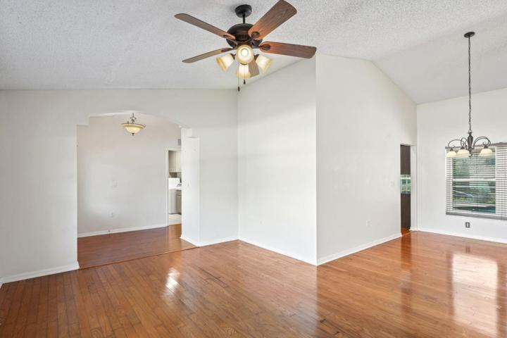 Living/Dining Rooms