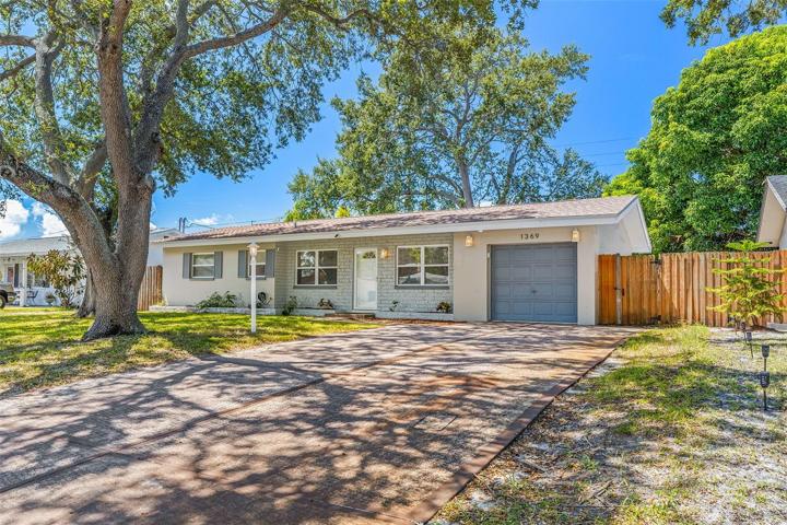Over-sized driveway offers ample space for your vehicles and boat!