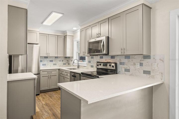 Pretty kitchen!