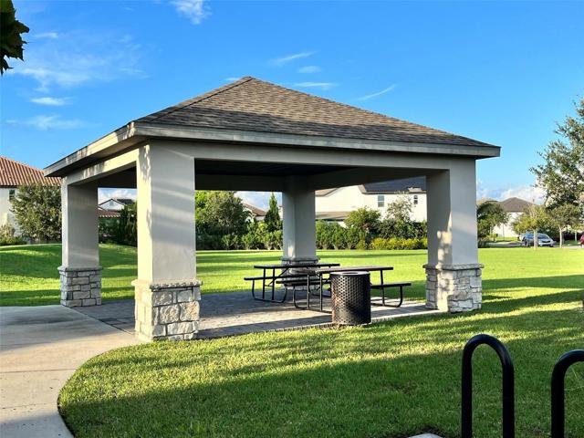 Multiple grilling areas.