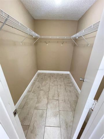 walk in closet