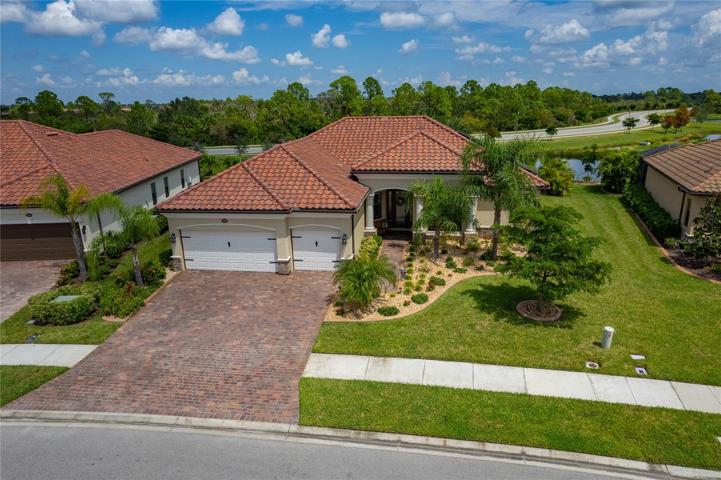 WELCOME TO THIS 4 BED, 2.5 BATH HOME IN THE DESIRABLE GRAN PARADISO COMMUNITY!