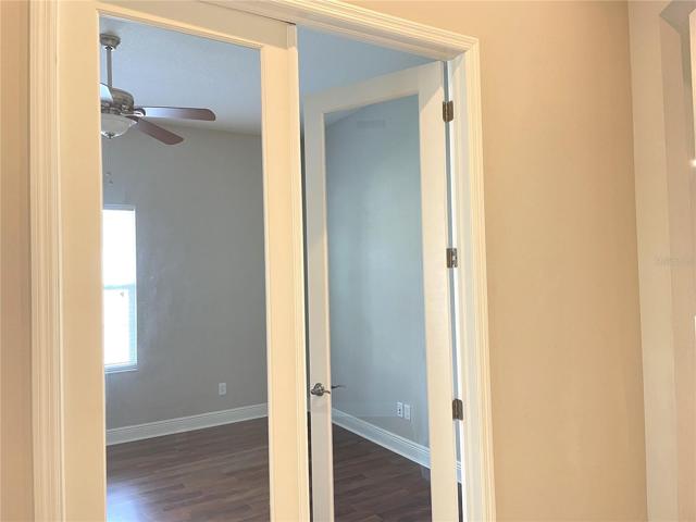 Study/Den Double glass doors