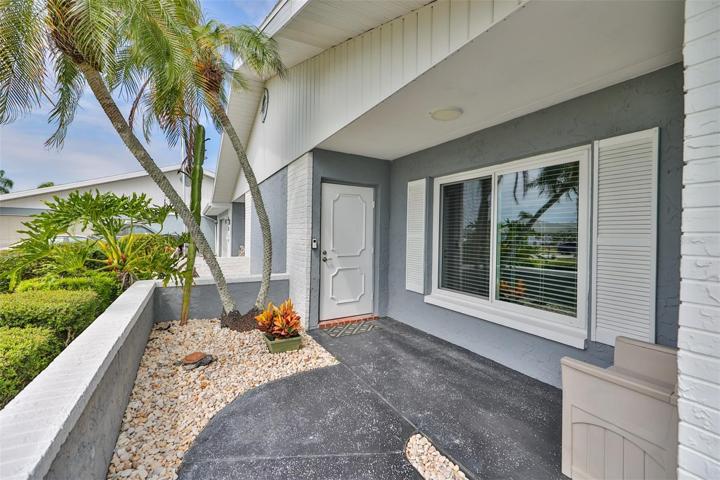 Front Entrance/Porch