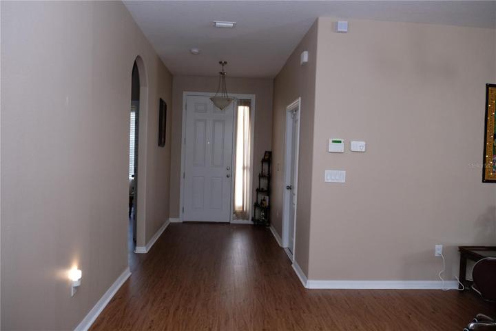 03-FOYER