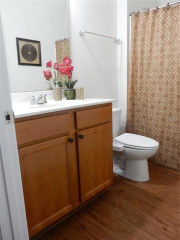 21-BATHROOM-3