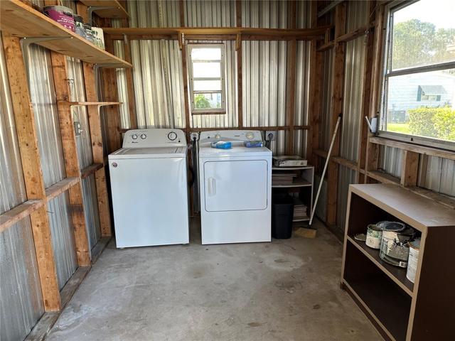 LAUNDRY AREA