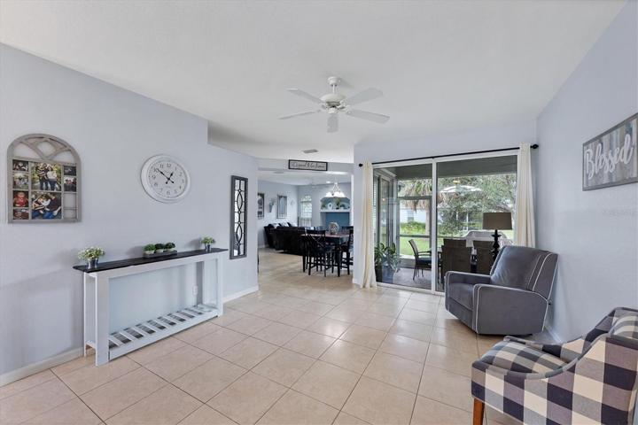 Formal living area