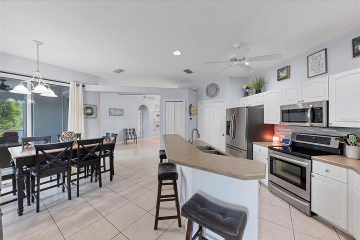 Kitchen and dinette area