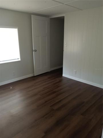 7920 E Pine Hollow Bedroom 1 (10 X 10.5)