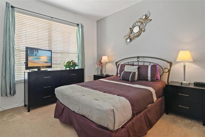 JUNIOR SUITE.