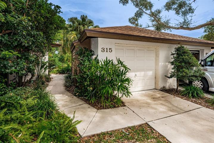 Front Exterior/Garage