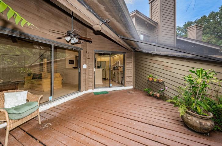 Deck/Lanai