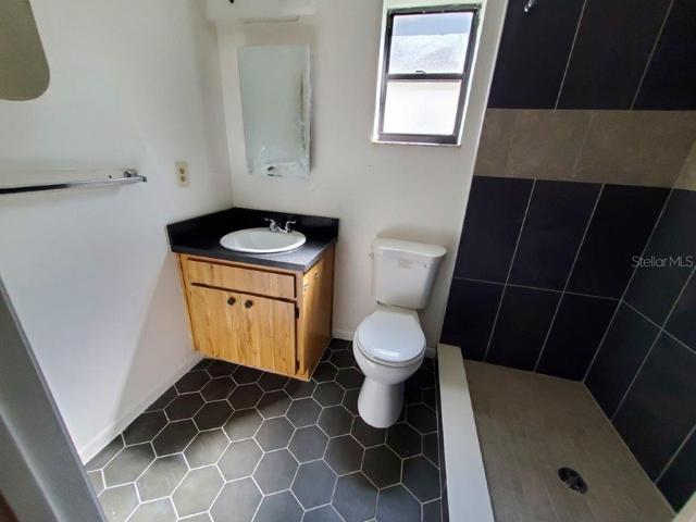 Master bathrooom