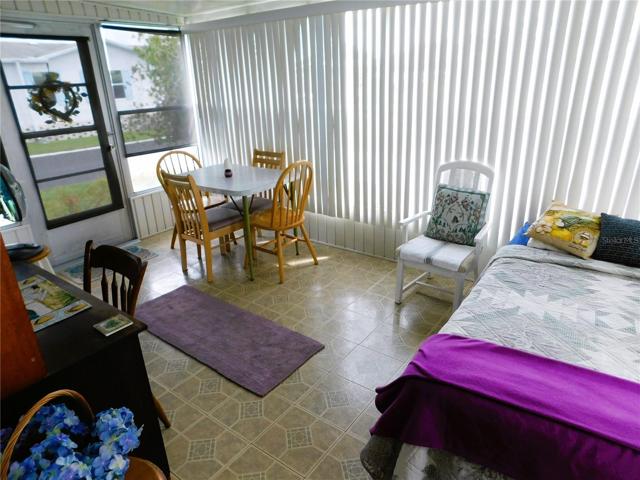 Side Florida room.