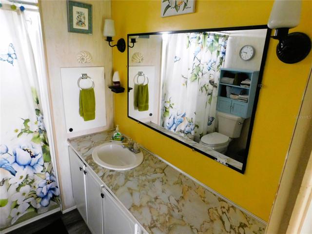Main bath has tub/shower combo.