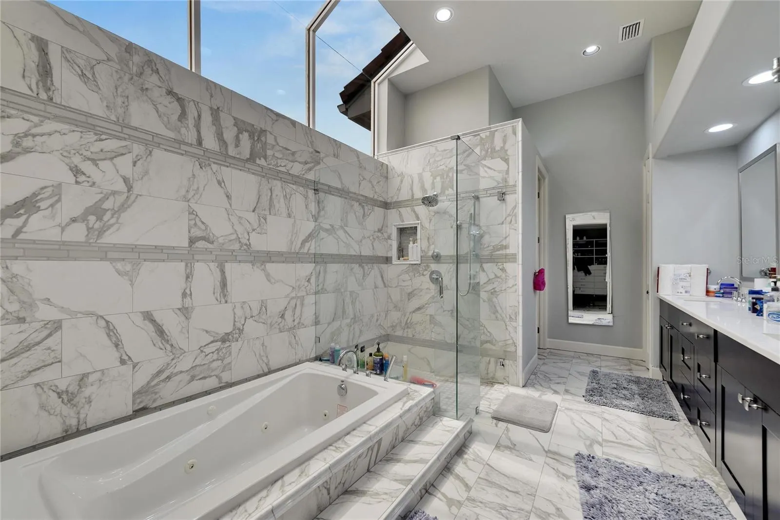 Tampa, Florida 33615, 4 Bedrooms Bedrooms, 0 ,3 BathroomsBathrooms,Residential,For Sale,MANTA WAY,0,T3473345