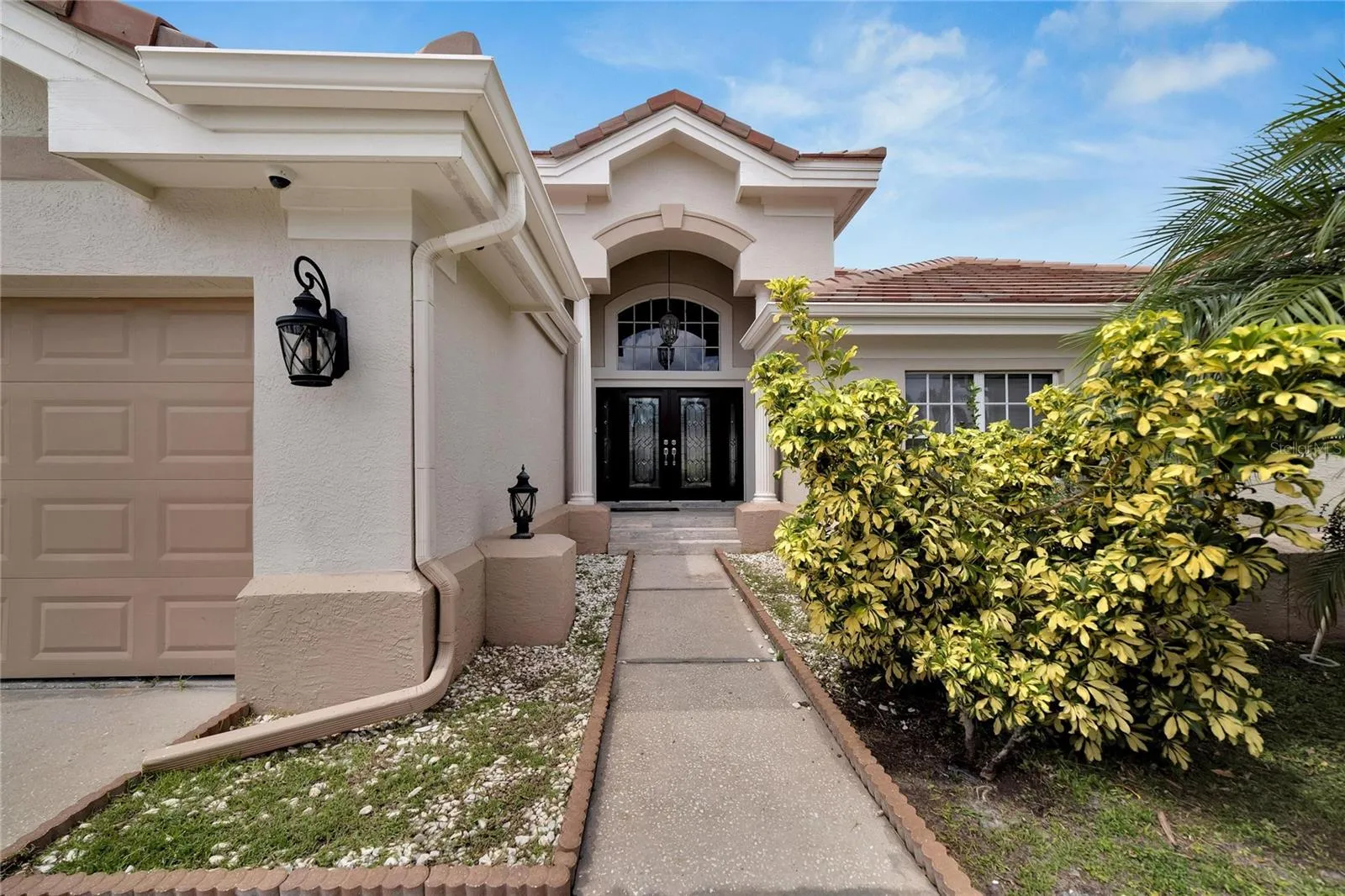 Tampa, Florida 33615, 4 Bedrooms Bedrooms, 0 ,3 BathroomsBathrooms,Residential,For Sale,MANTA WAY,0,T3473345