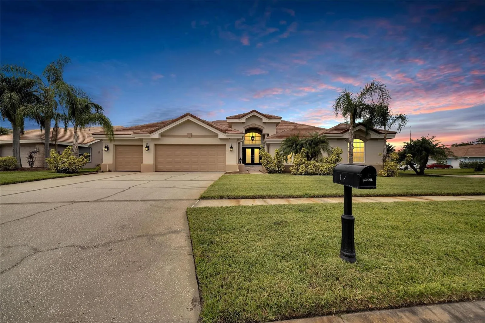 Tampa, Florida 33615, 4 Bedrooms Bedrooms, 0 ,3 BathroomsBathrooms,Residential,For Sale,MANTA WAY,0,T3473345