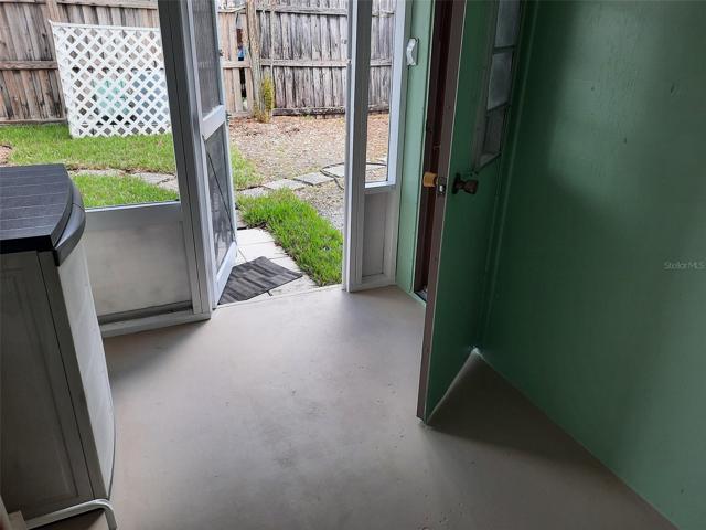 Reverse view laundry room