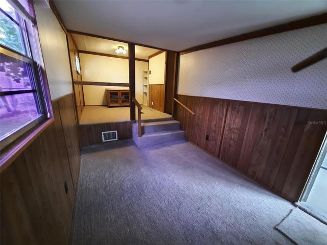 Reverse view split-level master suite