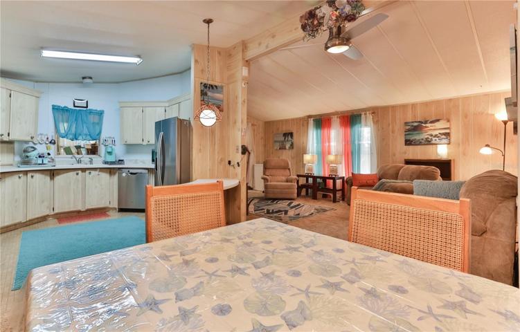 Dining/Kitchen