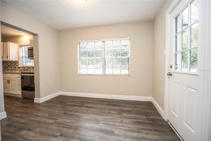Dining/Kitchen