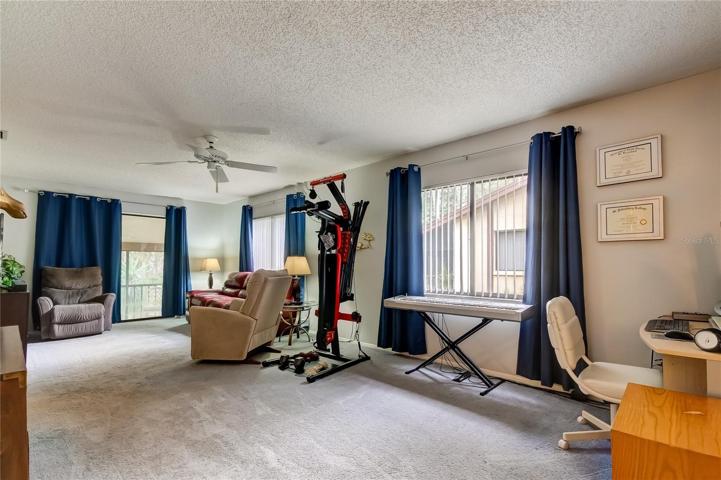 Full View of the 25 X 12 Living Room