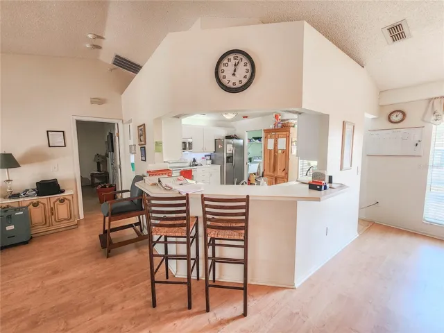 Kitchen Bar