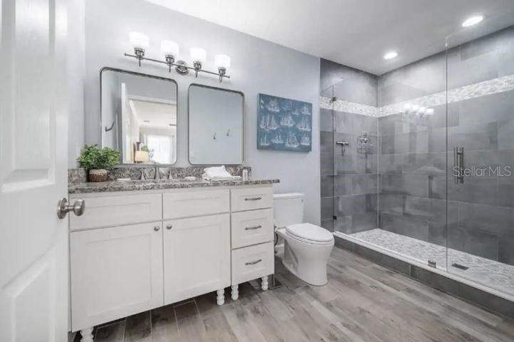 Beautiful Master Bath