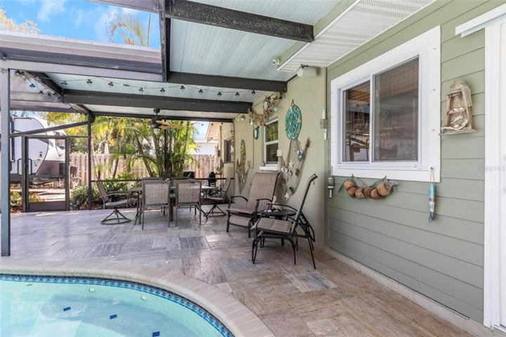 Screened Lanai with pool