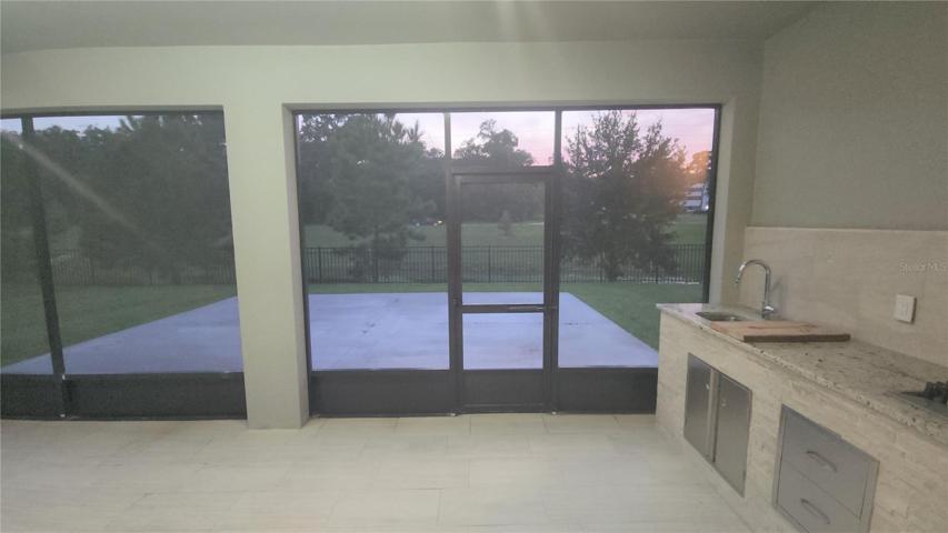 Outdoor Kitchen