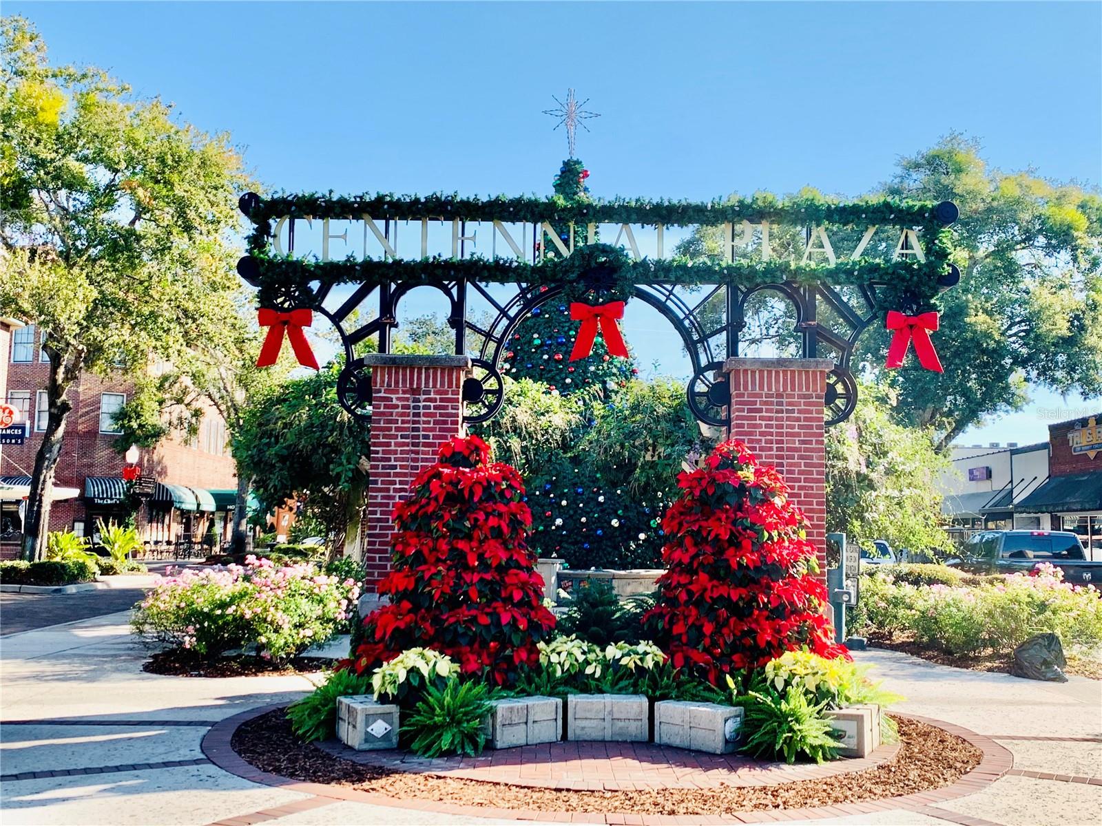 The holiday season is right around the corner and Winter Garden is the place to be!