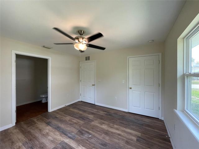 Guest bedroom 1