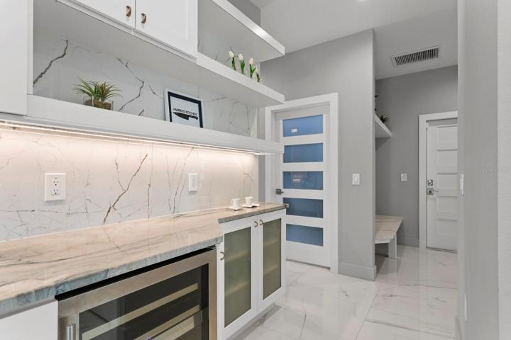 Quartz counters and plenty of cabinet storage