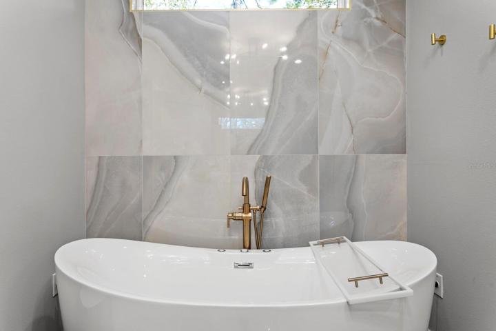2nd floor master bath