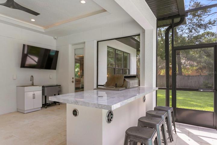 Outdoor kitchen area