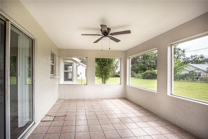 Screened  Back Patio