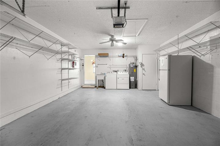 1.5 Car Garage - Washer/Dryer & Laundry Tub - Custom Shelving!