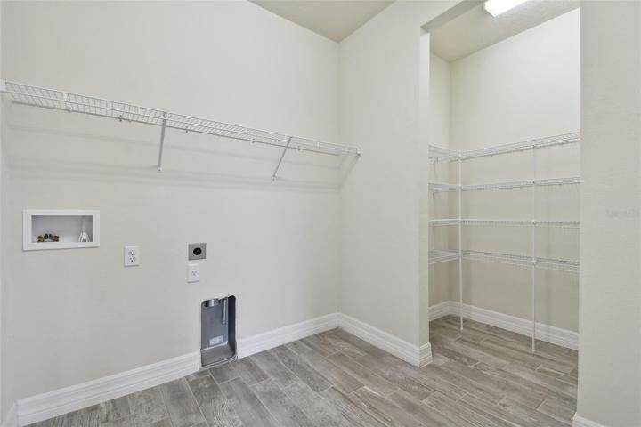 Laundry Room w/ extra Storage